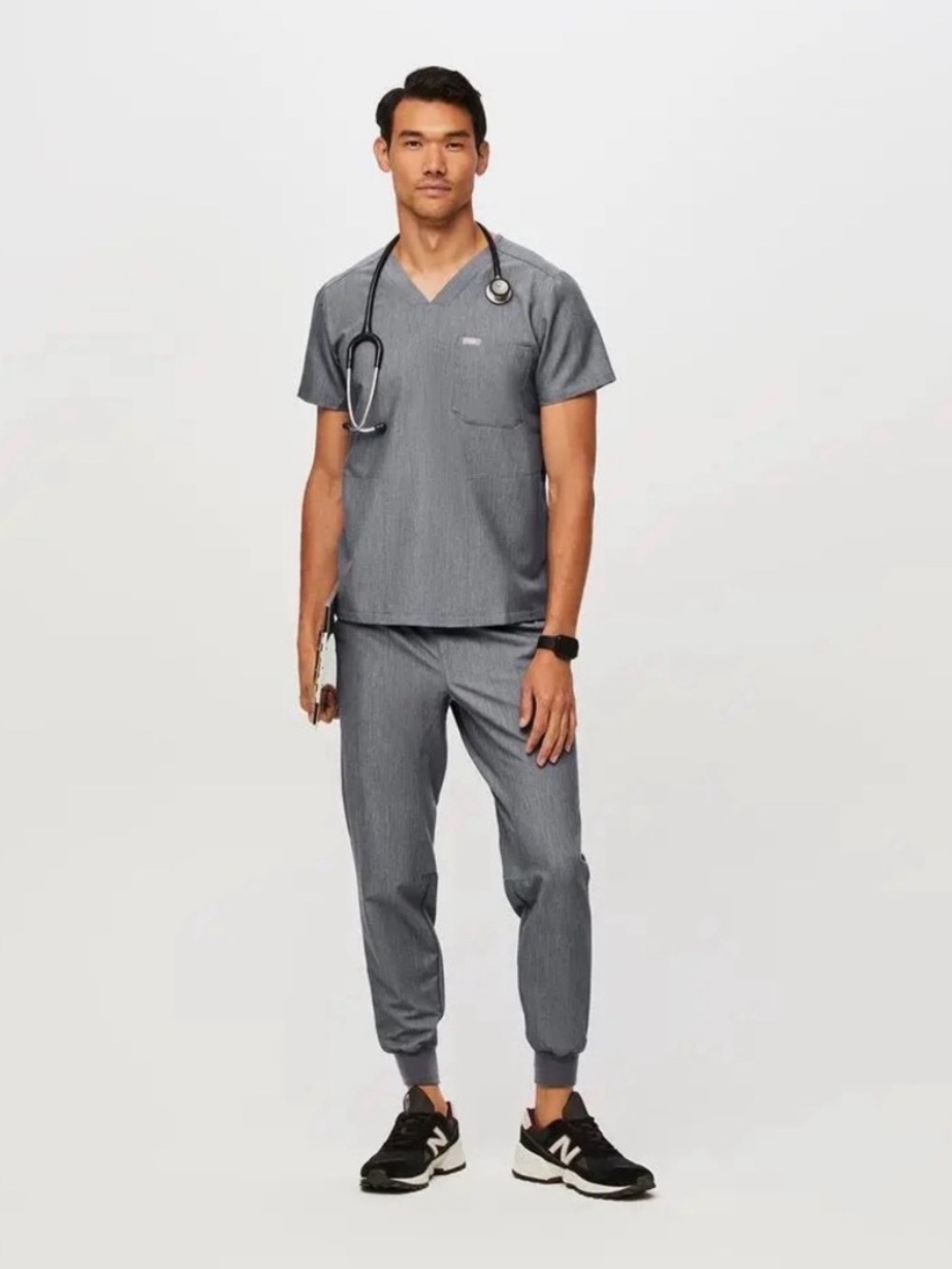 Figs Men's Gray V-Neck Scrub Set